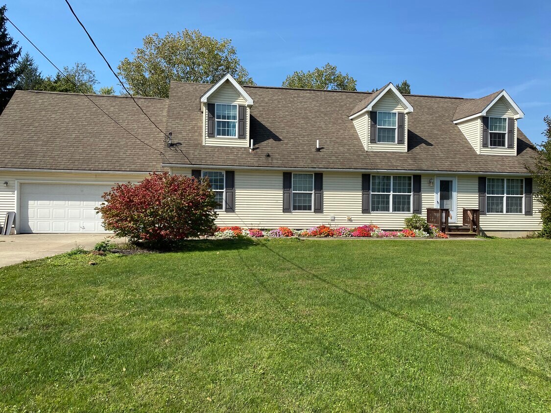 Primary Photo - 284 Ridge Rd