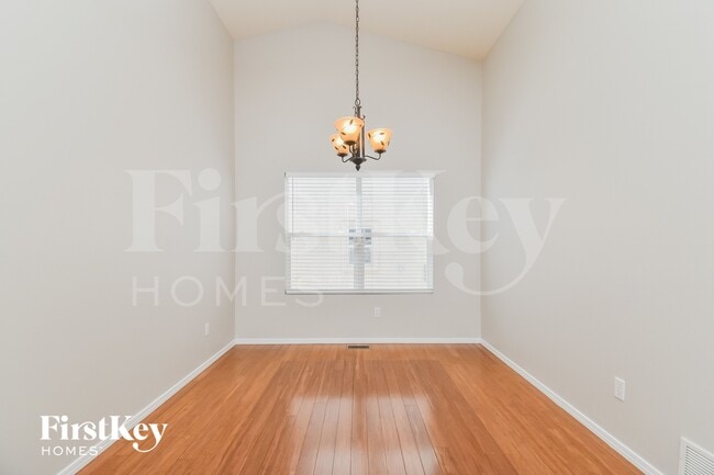 Foto del edificio - 4139 Ascendant Dr