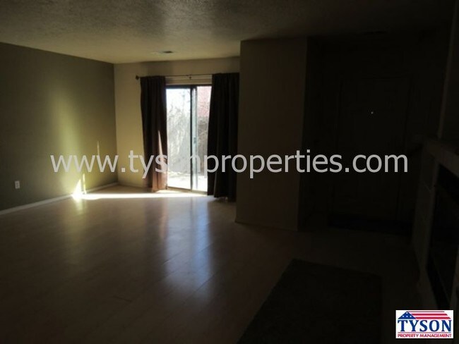 Foto del edificio - 4801 Irving Blvd NW