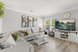 Building Photo - 2109 New Jersey St