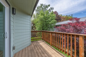 3BR, 1BA - 1,140SF - Balcony - West End Apartments