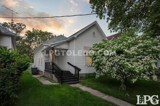 Building Photo - 1217 Mason St