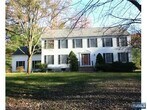 Primary Photo - 7 Carriage Ct