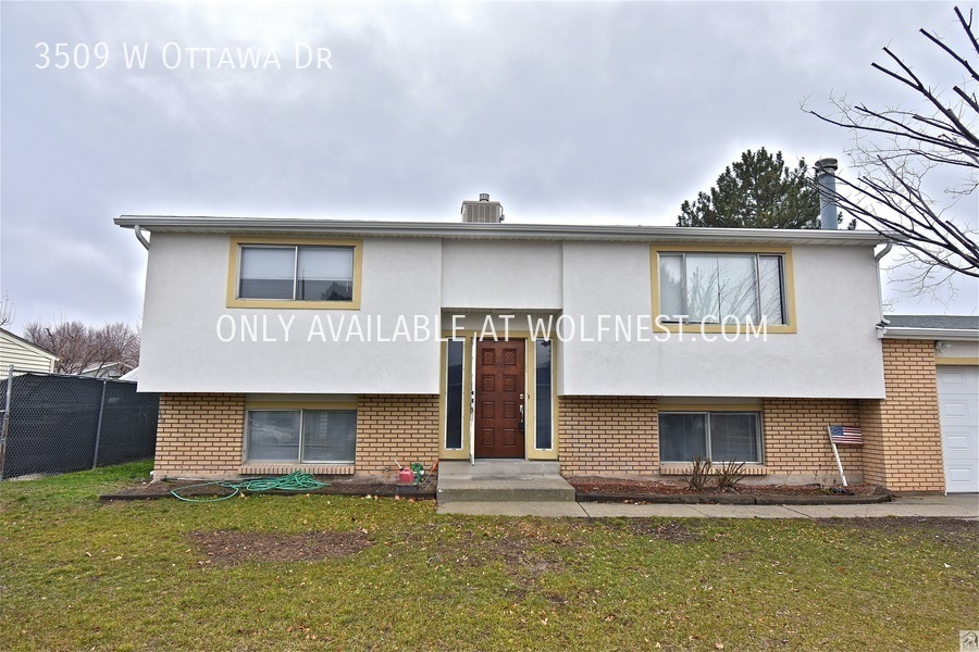 Primary Photo - Remodeled 3 Bed West Valley! No Deposit Op...