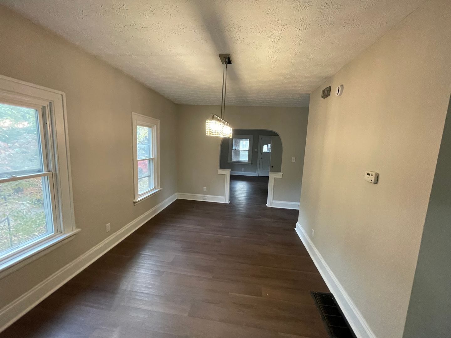 6553 Newman Ave Cleveland, OH 44127 – photo 2