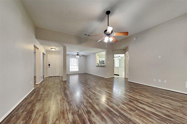 Foto del edificio - 21693 Holly Leaf Ct