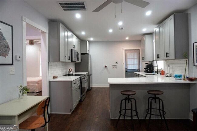 Foto del edificio - 551 Culberson St SW