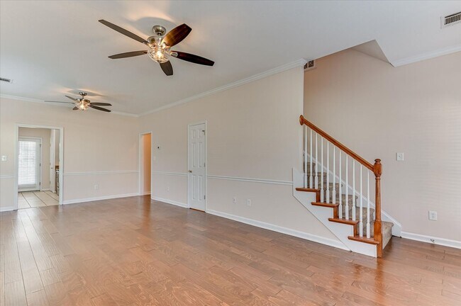 Foto del edificio - 913 Cabot Cove