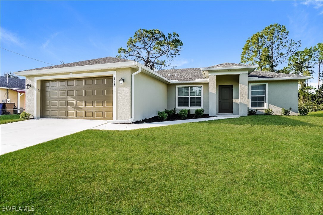 Foto principal - 2903 8th St W
