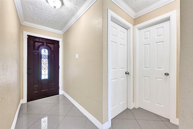Foto del edificio - 8639 Pearl Point St