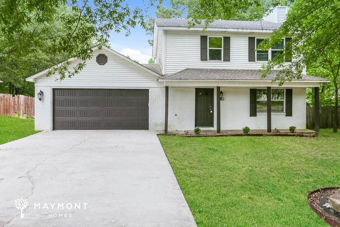 Primary Photo - Farmhouse Style Three Bedroom