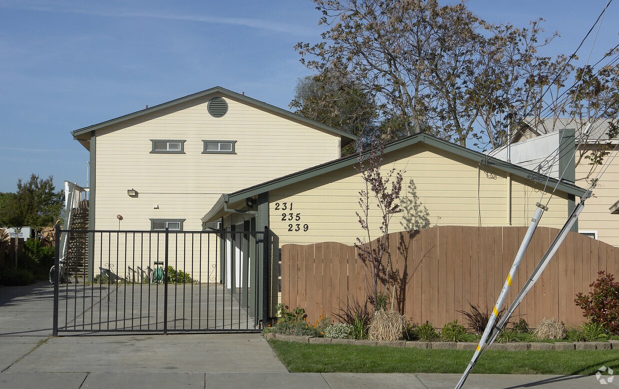 231239 N K St, Livermore, CA 94551 231239 N K St Livermore, CA