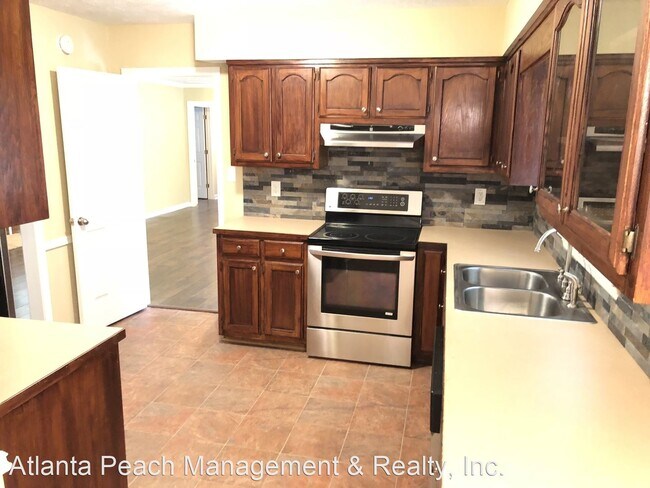 Foto del edificio - 3 br, 2 bath House - 2420 Sherrie Ln SW