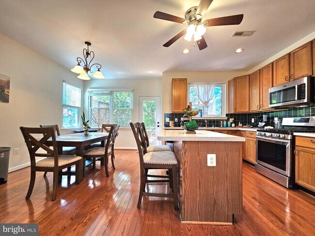 Building Photo - 6642 Patent Parish Ln