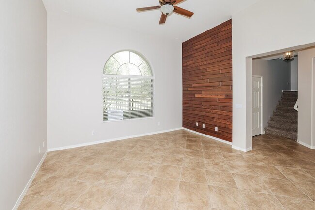 Foto del edificio - 41362 N Miles Ct