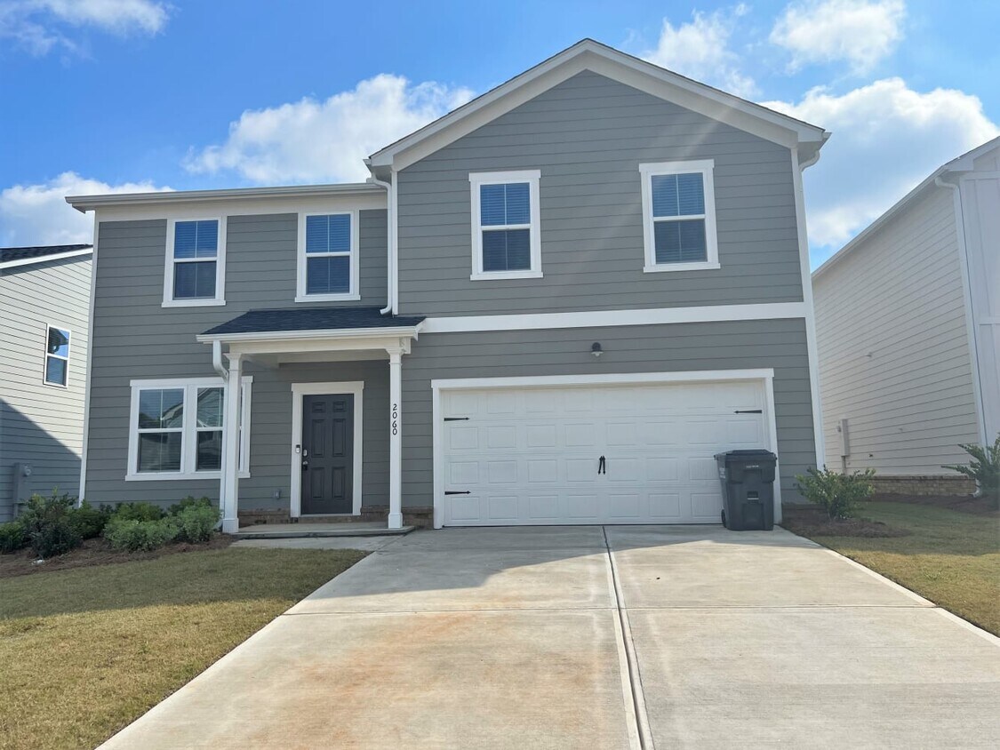Primary Photo - 2060 Blue Sky Ave