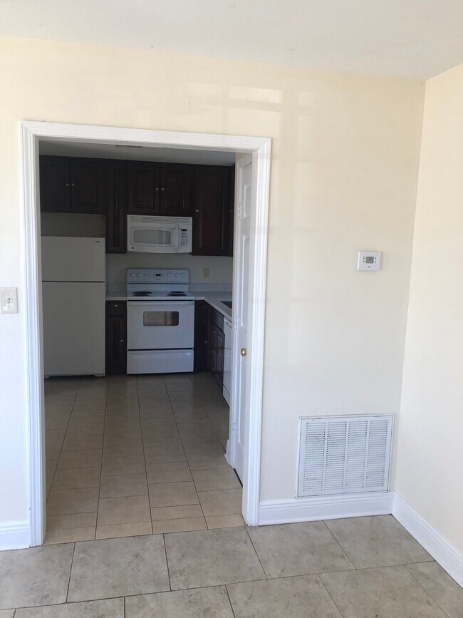Living room to Kitchen - 1024 Deslonde St
