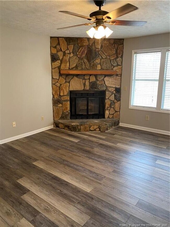 Building Photo - 2 Bedroom 2 Bath Condo