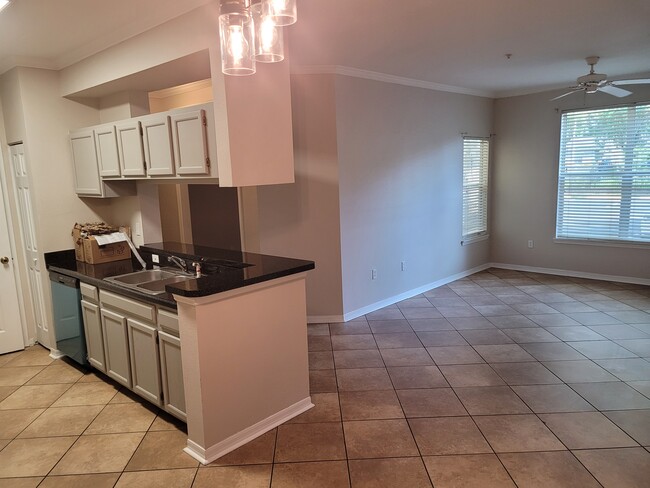 Building Photo - 5621 Pinnacle Heights Cir