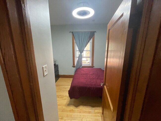 Foto del edificio - 4829 S Tripp Ave