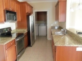 Building Photo - 1930 Harcourt Cir