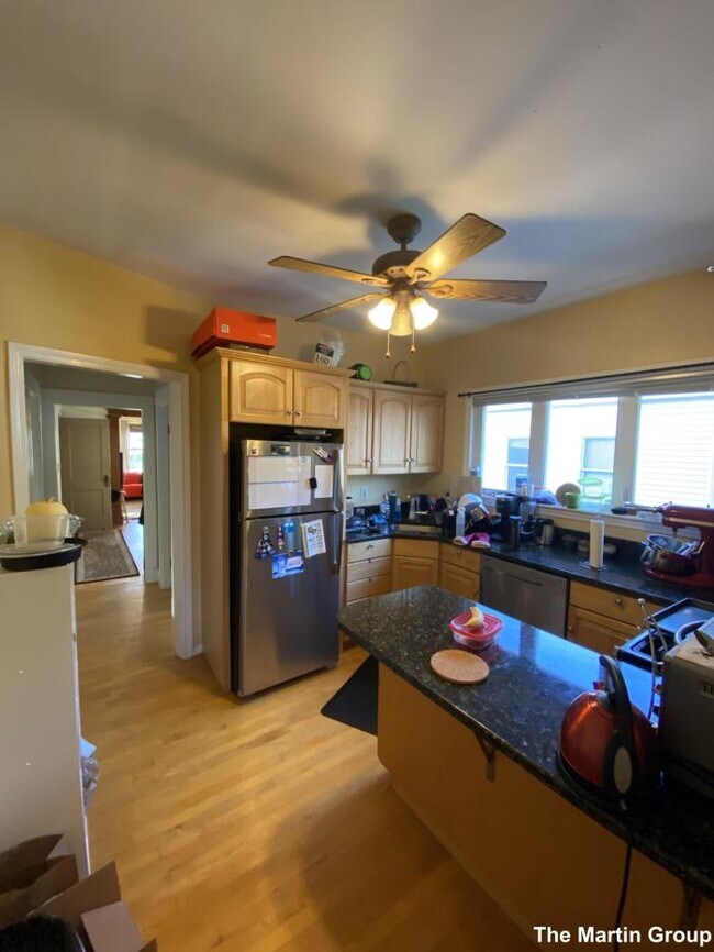 Building Photo - 2 bedroom in Medford MA 02155
