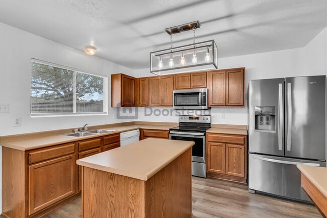 Building Photo - 125 Foxglove Pass