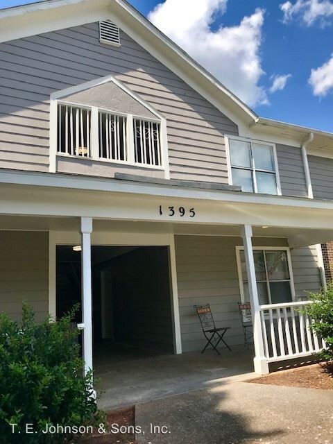 Foto del edificio - 1395 Chestnut Plains Ct