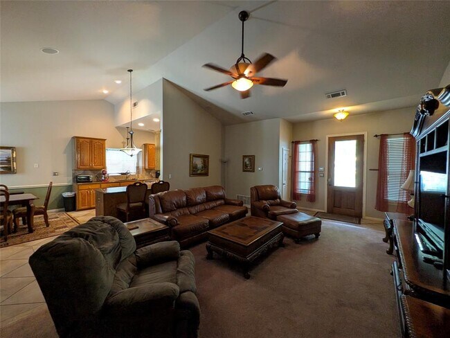 Building Photo - 605 Pomegranate Pass