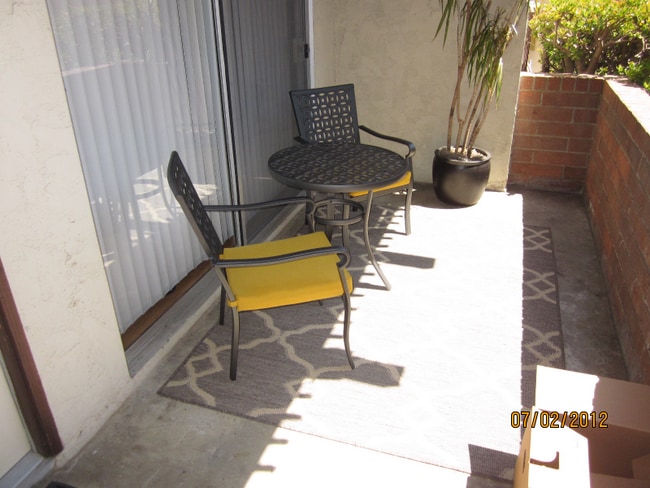 Foto del edificio - 2213 Voorhees Ave