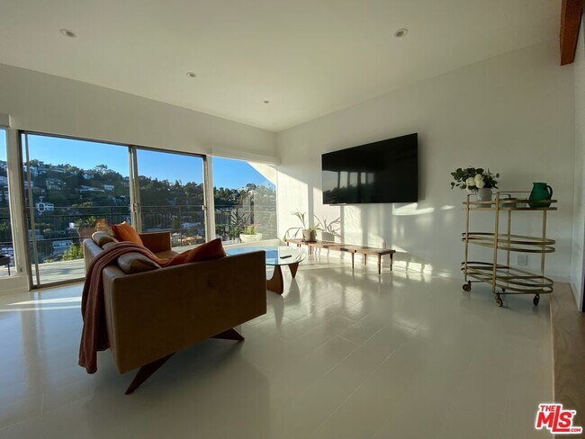 Foto del edificio - 1811 Fanning St