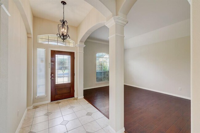 Foto del edificio - 2837 Cool River Loop