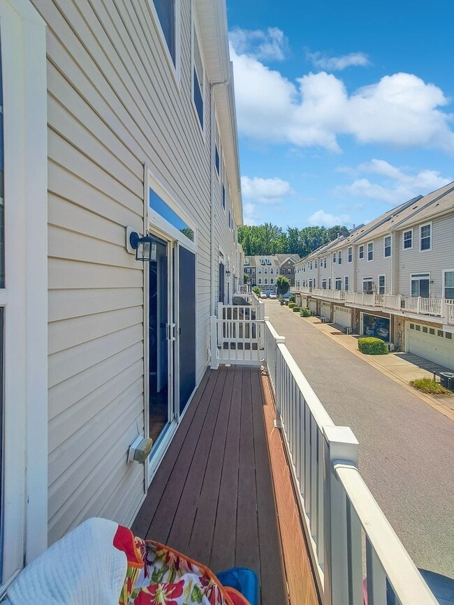 Building Photo - 1701 Walcott Ln