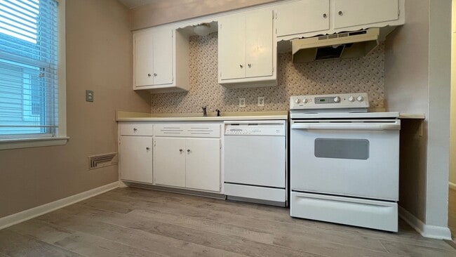 Foto del edificio - 84th Street  3531-3533