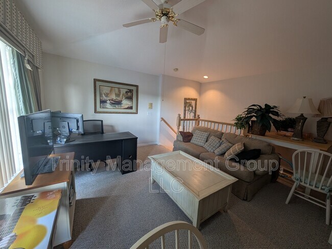Foto del edificio - 10812 Deerberry Dr