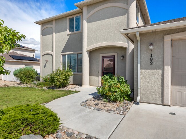 Building Photo - 182 Winter Hawk Drive
