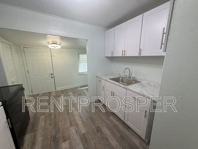 Foto del edificio - 716 W Mansfield St