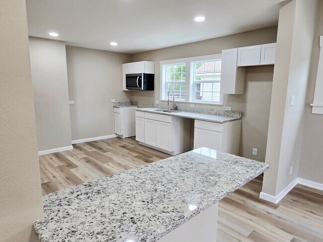 Foto del edificio - Newly Remodeled 3-Bedroom, 2-Bathroom Home for Rent!