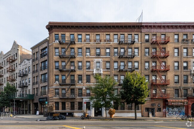 Building Photo - 180 Borinquen Pl
