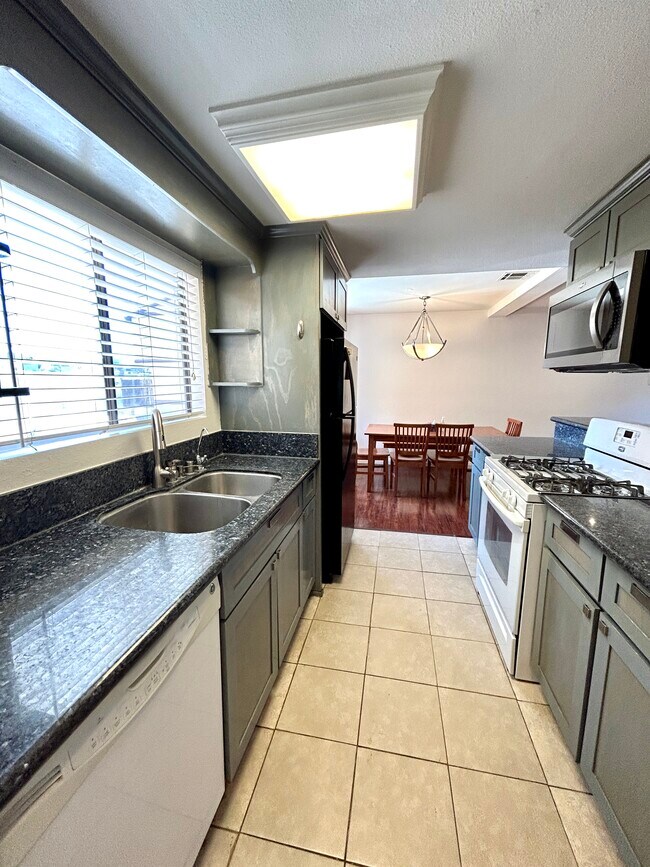 Foto del edificio - 1039 Mount Olive Dr