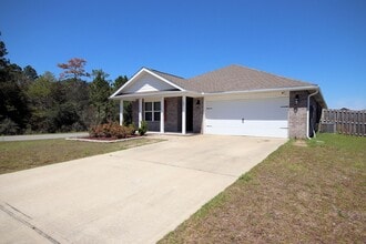 Building Photo - 904 Merganser Way