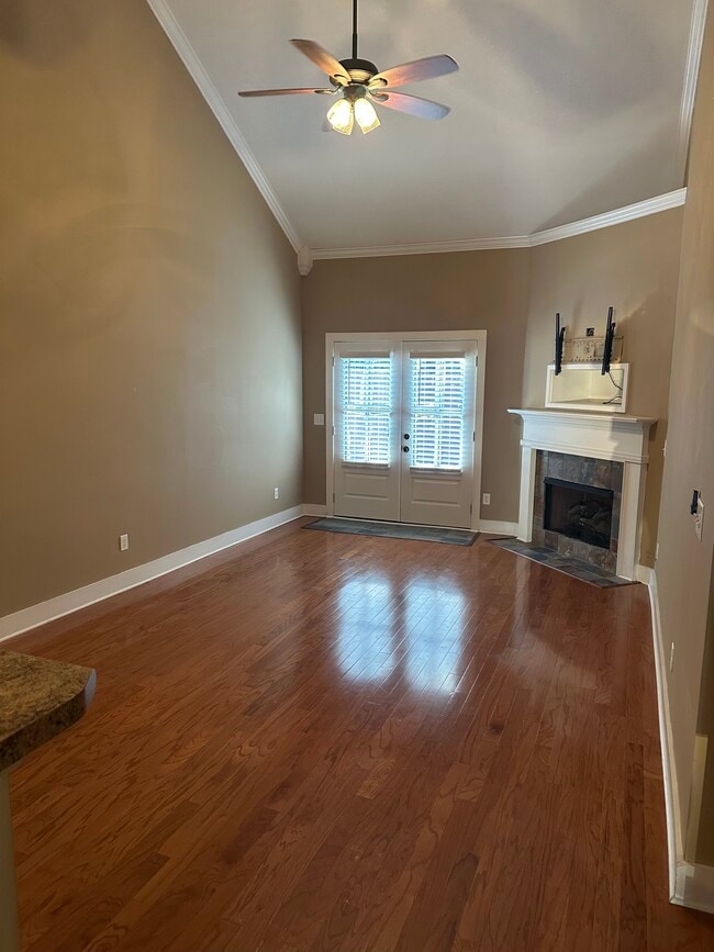 Foto del edificio - 141 Singapore Cir