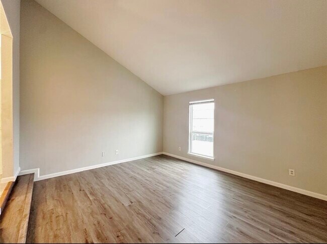 Foto del edificio - 8717 Victorian Village Dr