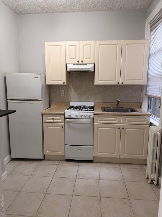 Foto del edificio - 1885 Park St