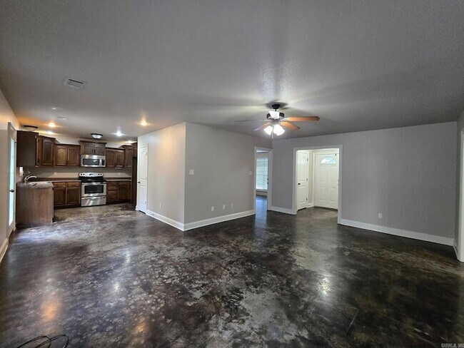 Foto del edificio - 203 N Bernis St