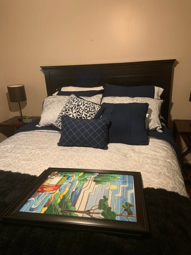 Bed - 6725 Lawson Cir