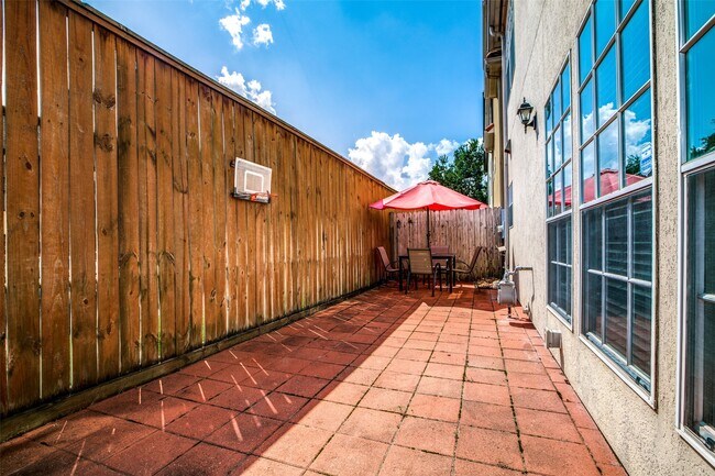 Foto del edificio - 5935 Turtle Beach Ln