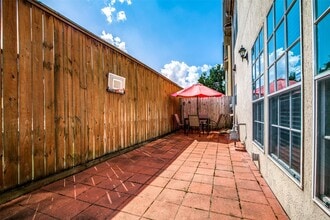 Building Photo - 5935 Turtle Beach Ln