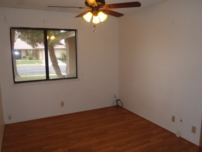 Foto del edificio - 1249 Mountain View Dr