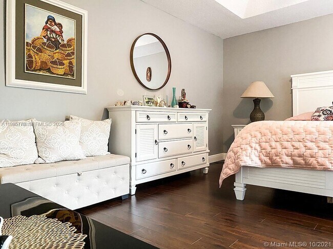 Foto del edificio - 3657 Asperwood Cir